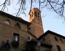 Descubre el encanto del Barrio Sant Andreu en Barcelona: Guía de turismo y viaje